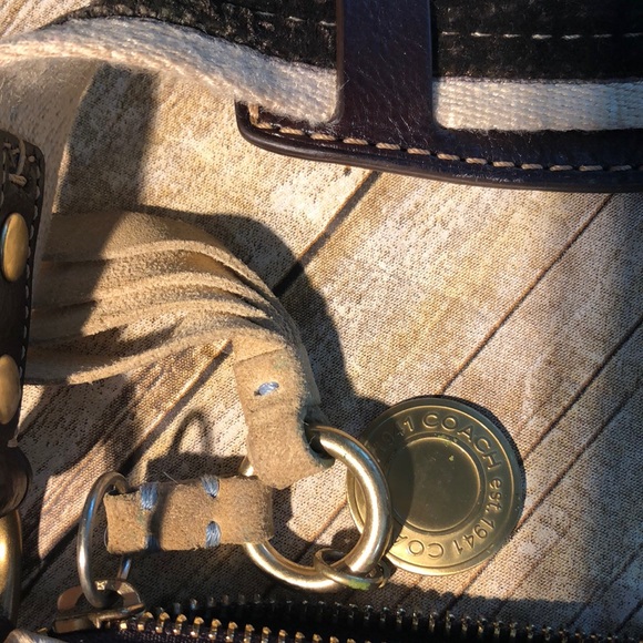 Satin coach bag - Picture 4 of 7